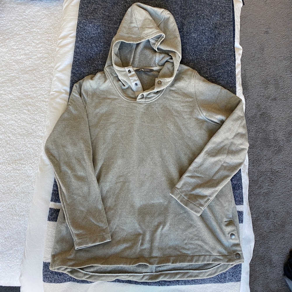 North Face Pullover - image 1